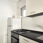 Karmela - Private Parking