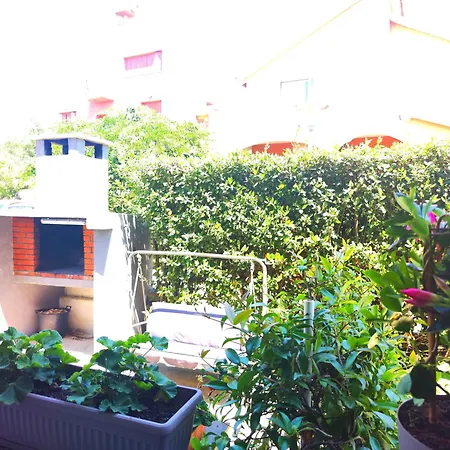Karmela - Private Parking Appartamento *