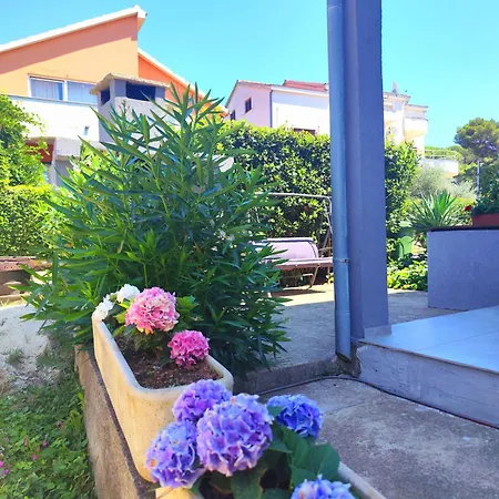 Karmela - Private Parking Appartamento *